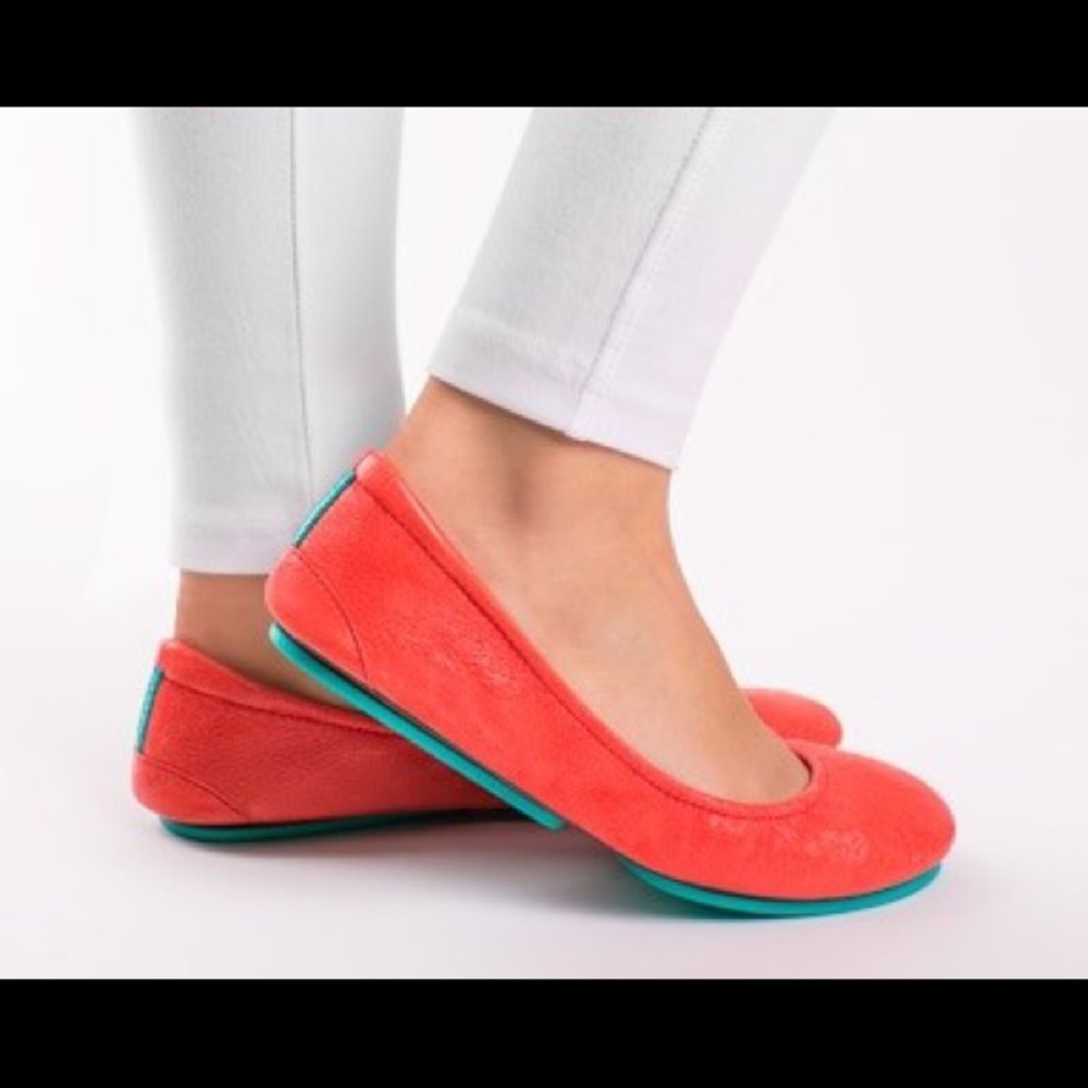 Poppy Tieks size 11